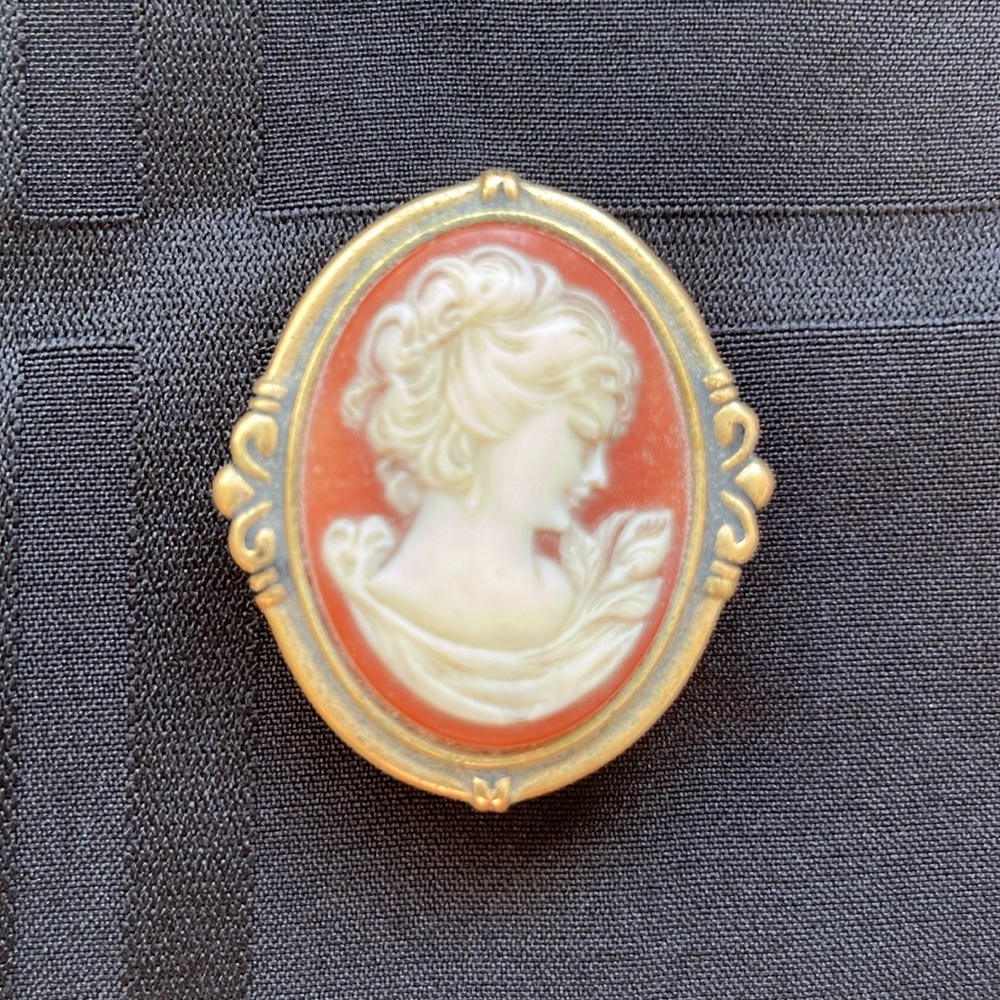 ESTEE LAUDER CORAL CAMEO COMPACT for YOUTH-DEW SOLID PERFUME  RARE